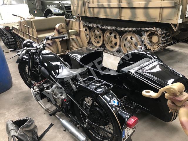 side car BMW R12