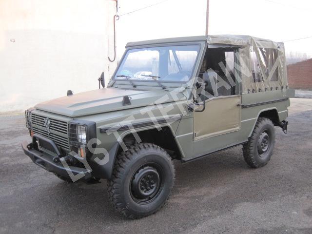 PEUGEOT P4  VERT OTAN