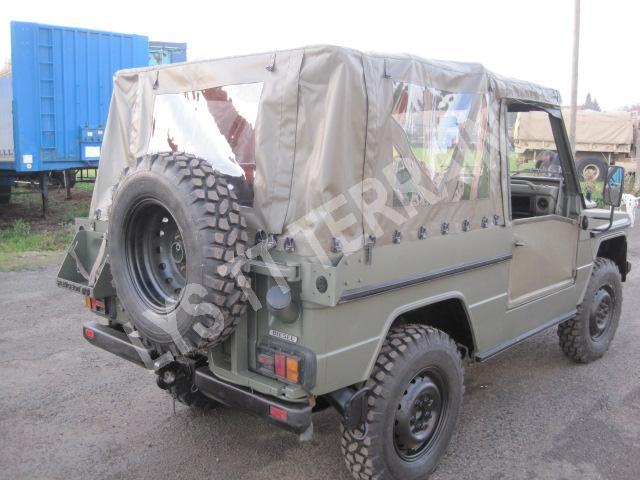 PEUGEOT P4  VERT OTAN