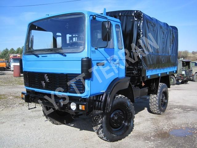 RVI TRM 2000 CARGO BACHE