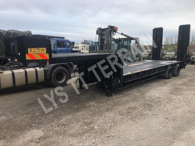 SEMI REMORQUE PORTE ENGIN ACTM 2 ESSIEUX