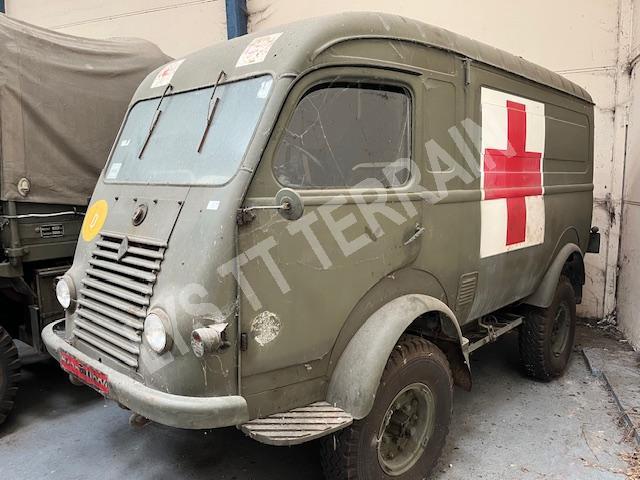 RENAULT 2087 AMBULANCE