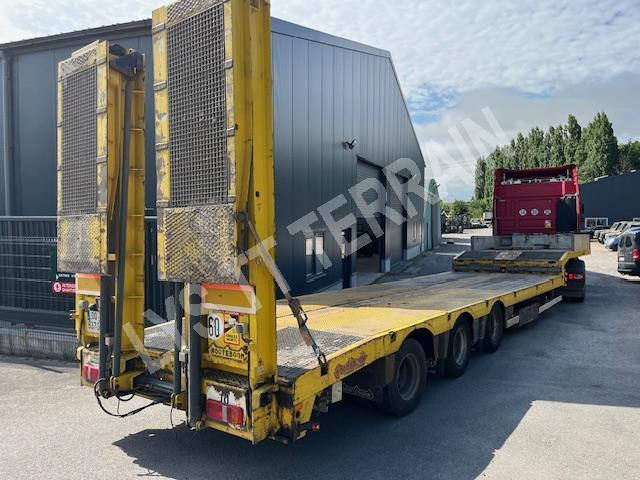 SEMI REMORQUE PORTE ENGIN NOTEBOOM 