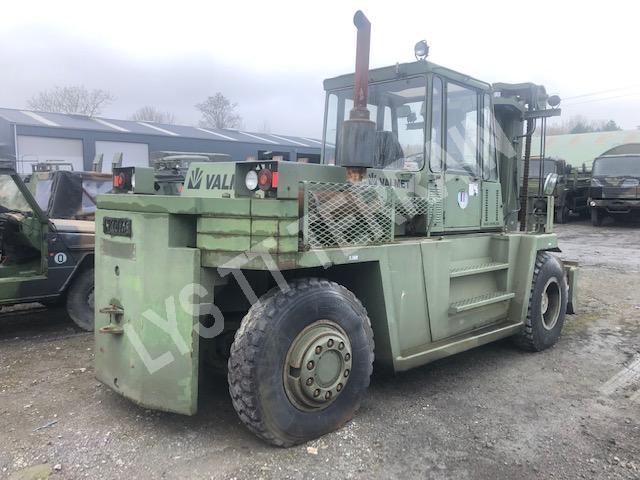 CHARIOT ELEVATEUR SISU / VALMET 16T