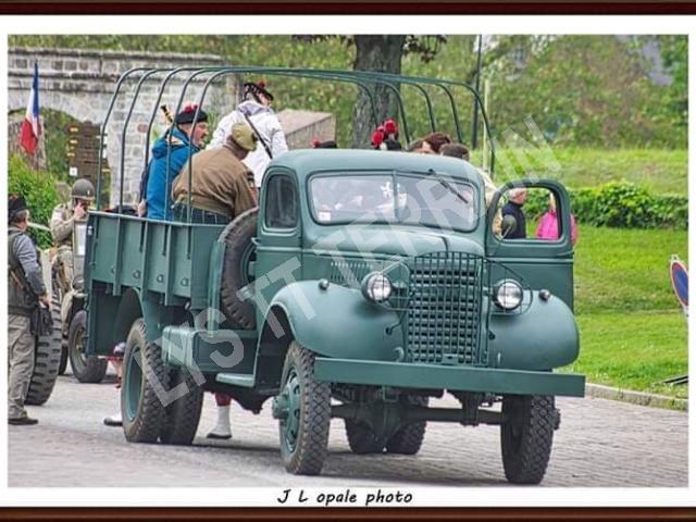  LOCATIONS VEHICULES MILIATIRE COMMEMORATIONS HISTORIQUES