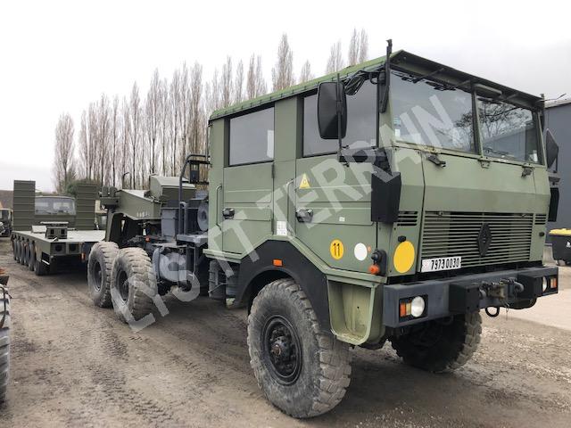 Renault TRM 10.000 cargo, PRB (Plateau, Ridelles, Bâché), tracteur de  l'UAT Crotale NG dans l'Armée de l'Air - Esprit de Valmy, anciennement  Servir & Défendre